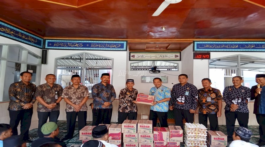 Warga Binaan Rutan Bantaeng Terima Bantuan dari Kemenag Kab. Bantaeng 