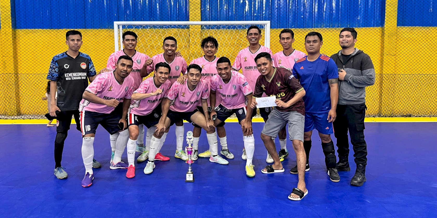 Tim Futsal Lapas Kalabahi Juara I Turnamen Futsal Galatama Gudang Remaja