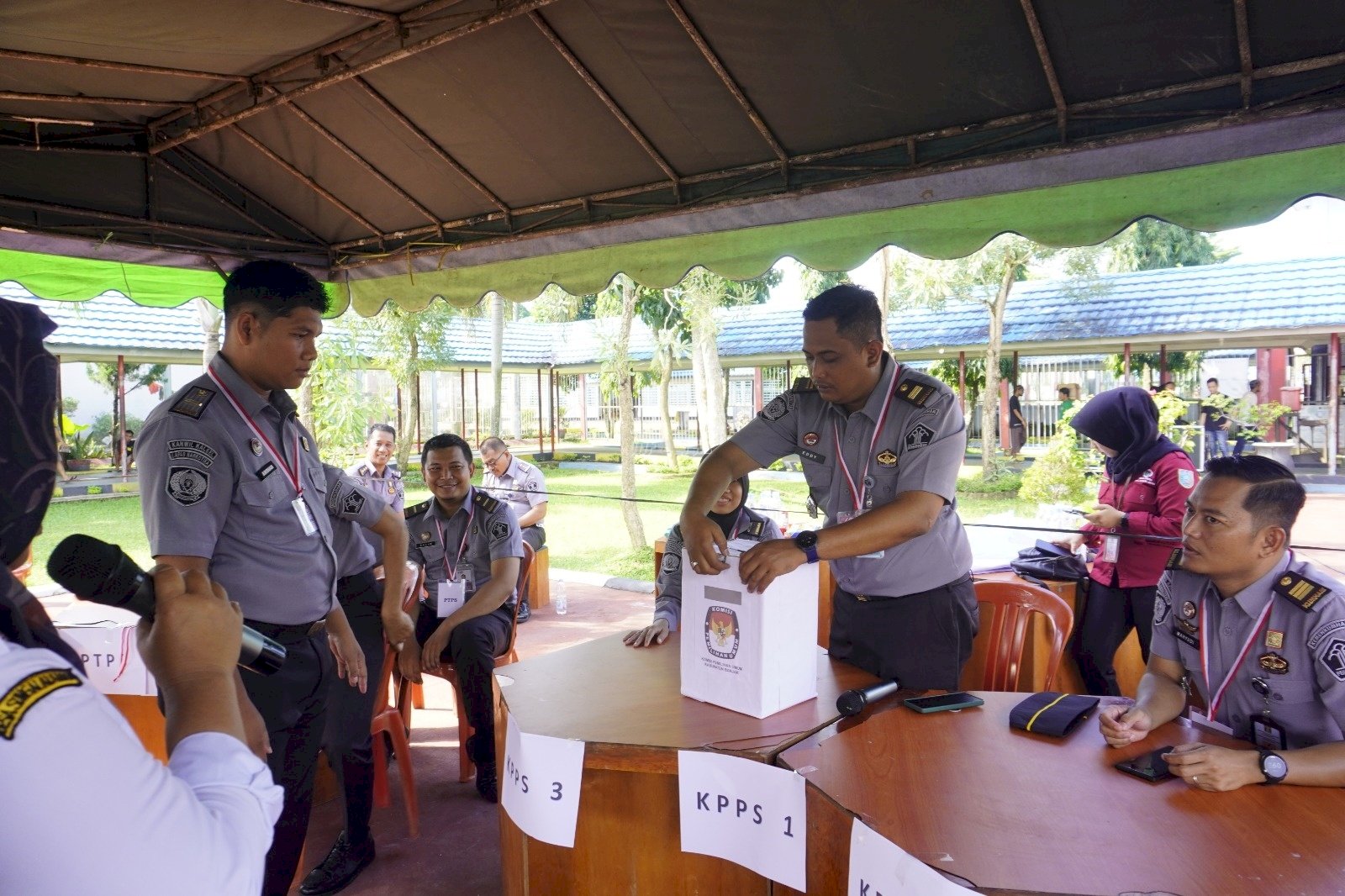 KPPS dan Pengamanan Lapas Narkotika Karang Intan Simulasikan Pemungutan Suara pada Pemilu 2024