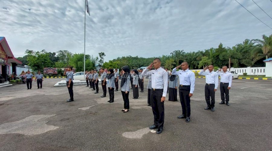 Kepada 4 CPNS Baru, Kalapas Narkotika Karang Intan Pesan Tegakkan Integritas