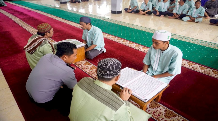 Lapas Narkotika Karang Intan Ajarkan Warga Binaan Baca Tulis Al-Qur’an