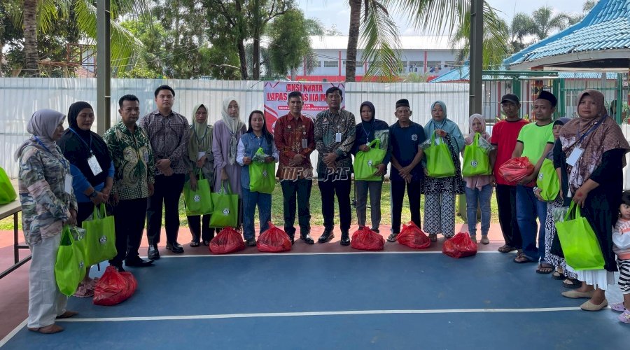 Lapas Metro Bagikan Sembako bagi Keluarga Warga Binaan