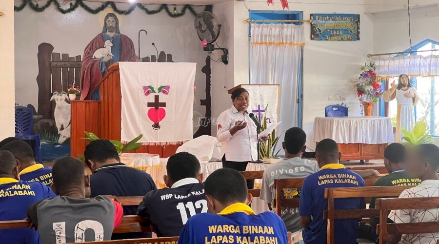 Lapas Kalabahi Gandeng Kemenag Kab. Alor Gelar Ibadah Warga Binaan Kristiani