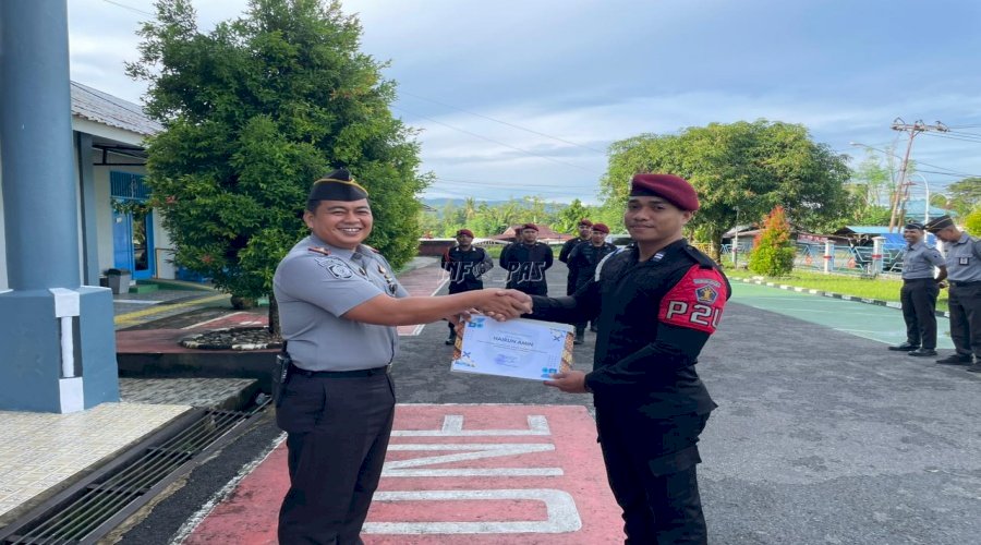 Rutan dan LPKA Ambon Berikan Penghargaan Petugas Teladan dan Kenaikan Pangkat
