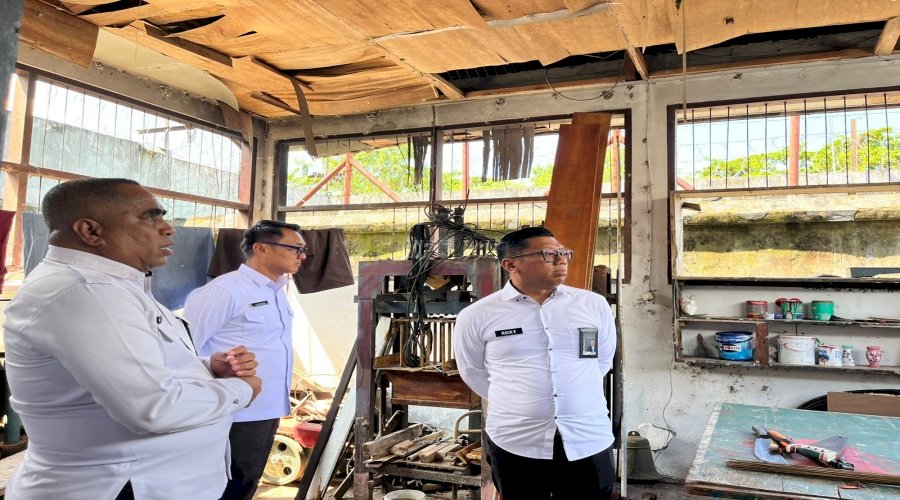 Tinjau Lapas Saparua, Kakanwil Ditjenpas Maluku Pastikan Layanan Sesuai SOP