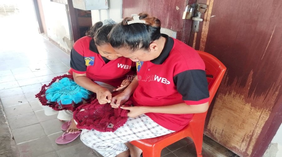 Warga Binaan Perempuan Lapas Atambua Dilatih Keterampilan Menyulam
