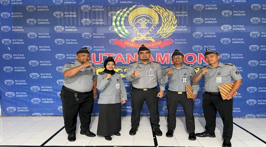 Empat Petugas Rutan Ambon Naik Pangkat, Janji Berikan Kontribusi Terbaik