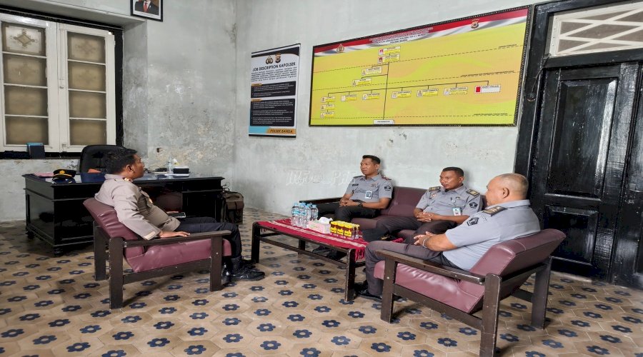 Perkuat Sinergi, Kalapas Bandanaira Sambangi Polsek Banda