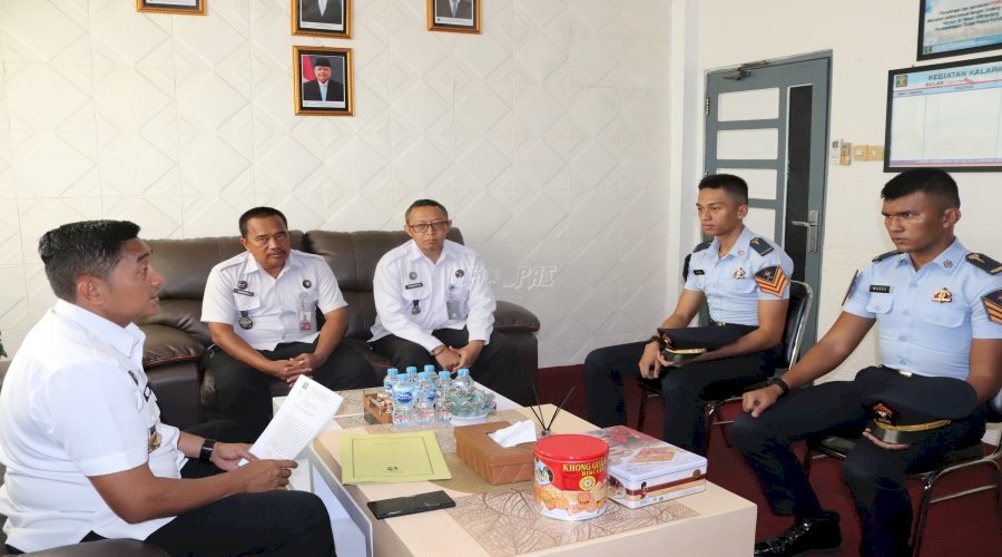 Sambut Dua Taruna Poltekpin, Ini Pesan Kalapas Narkotika Karang Intan