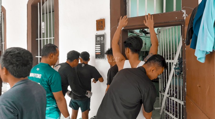 Rutan Kebumen Razia Mendadak Blok Hunian Warga Binaan