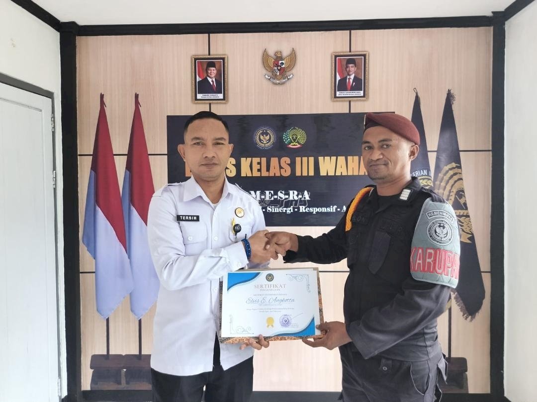 Lapas Wahai Berikan Penghargaan Pegawai Teladan, Dorong Budaya Kerja Positif