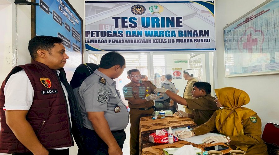 Gandeng BNNK, Polres, dan Dinkes, Lapas Muara Bungo Tes Urine Petugas dan Warga Binaan