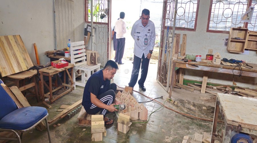 Warga Binaan Lapas Pangkalpinang Produksi Sarang Lovebird, Siap Masuk Pasar