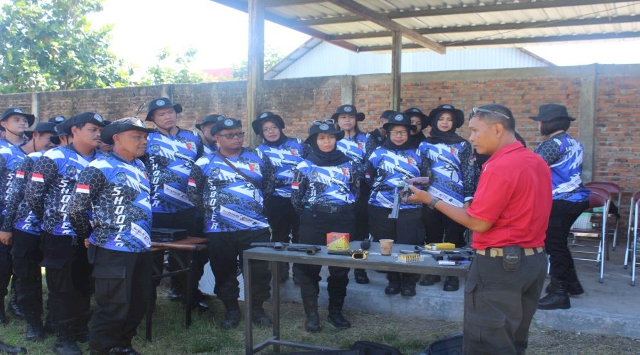 Kanwil Ditjenpas Jateng Buka Pembinaan FMD dan Pelatihan Menembak bagi Jajaran Lapas Klaten