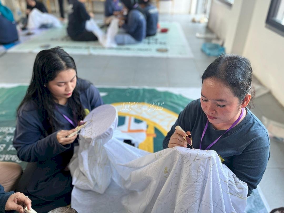 Cetak Warga Binaan Produktif, Lapas Perempuan Pontianak Gelar Pelatihan Batik