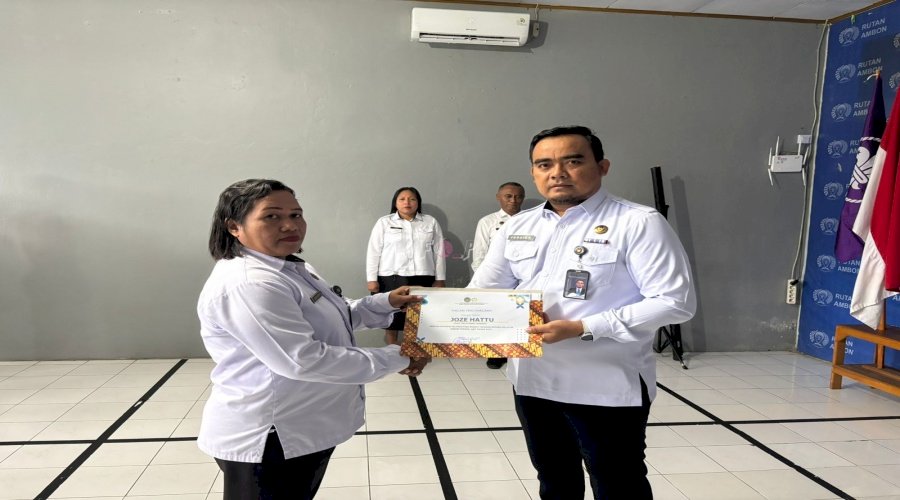 Penghargaan Petugas Teladan, Rutan Ambon Bangun Semangat Integritas dan Profesionalisme