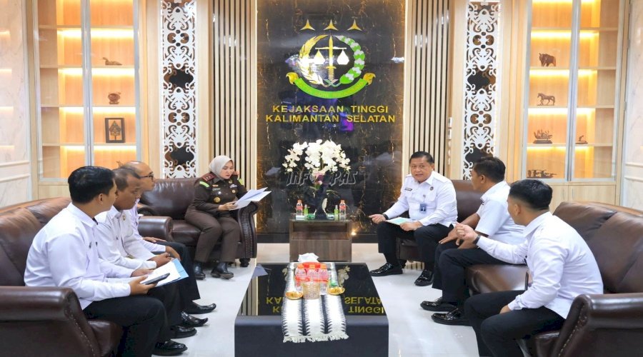 Bahas Alih Kelola Rupbasan, Kakanwil Ditjenpas Kalsel Audiensi dengan Kajati Kalsel