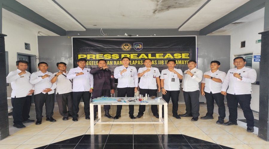 Lapas Indramayu Razia Kamar Hunian, Jaga Kondusivitas dan Cegah Gangguan Kamtib