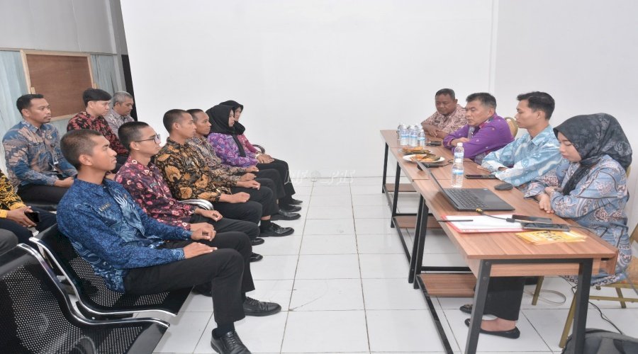 Kalapas Narkotika Muara Sabak Dukung Jajarannya Lanjutkan Pendidikan ke Jenjang Lebih Tinggi