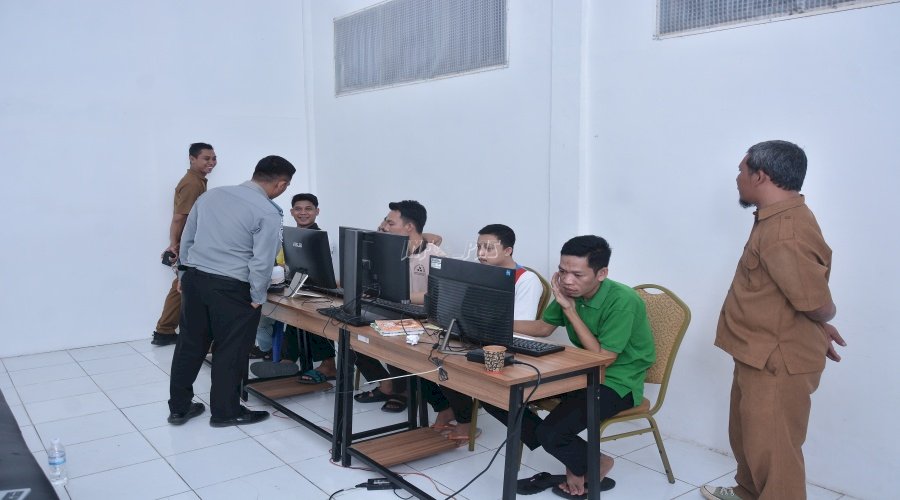 Lima Warga Binaan Lapas Narkotika Muara Sabak Ikuti Simulasi ANBK
