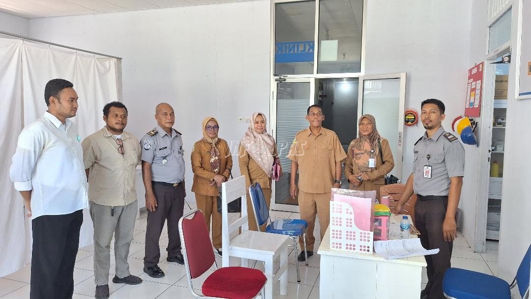 Tingkatkan Layanan Kesehatan, Klinik Lapas Namlea Terima Kunjungan Pengawasan Dinkes