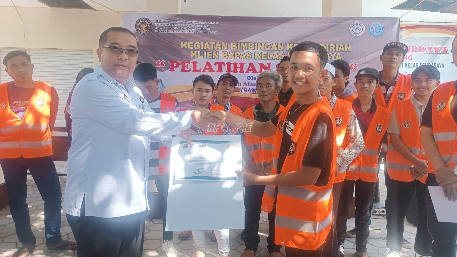 Usai Pelatihan, Klien Bapas Surabaya Langsung Dapat Modal Usaha