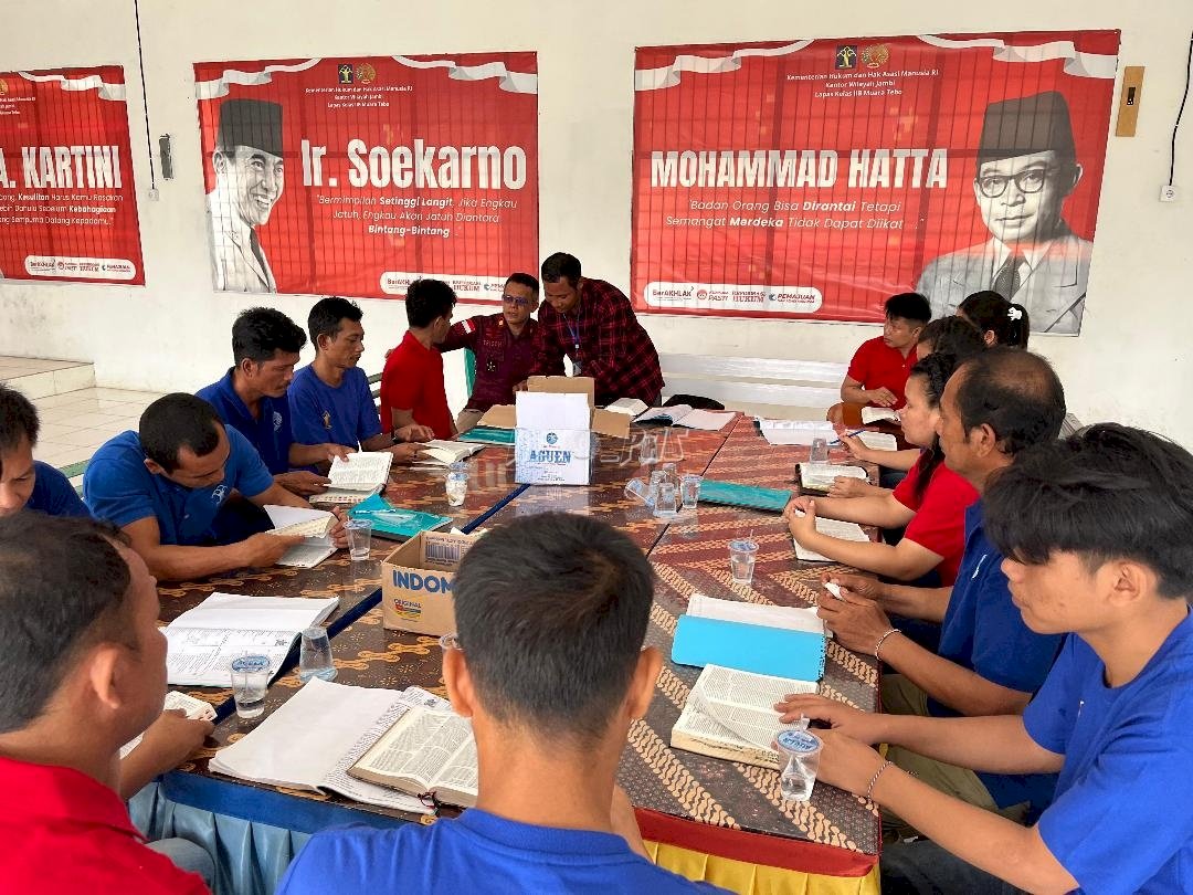 Ibadah Warga Binaan Nasrani Lapas Muara Tebo, Bangkitkan Harapan dalam Iman