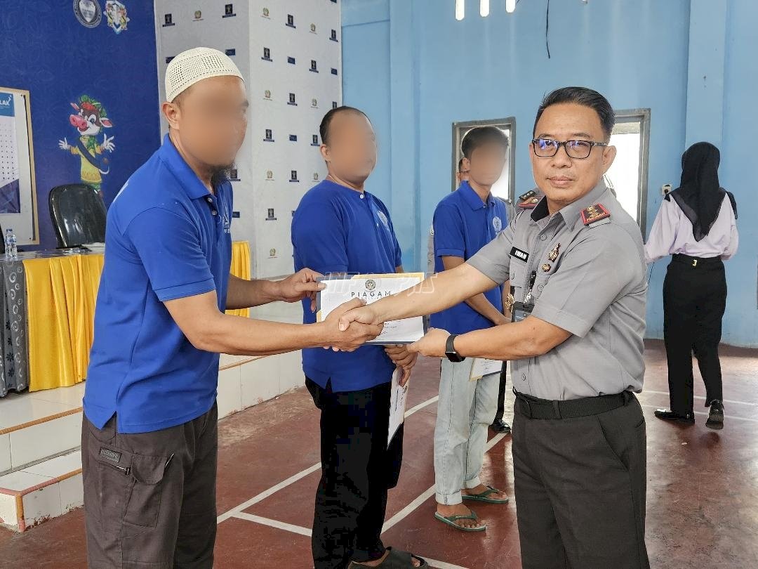 Tiga Warga Binaan Lapas Kuala Tungkal Raih Penghargaan Peserta Terbaik Pelatihan Tata Boga