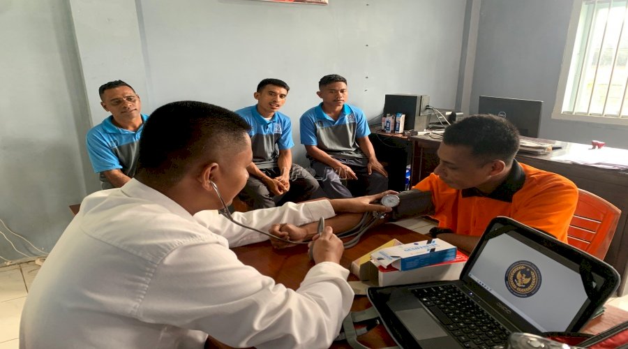 Lapas Saumlaki Peduli Kesehatan Warga Binaan lewat Pemeriksaan Berkala