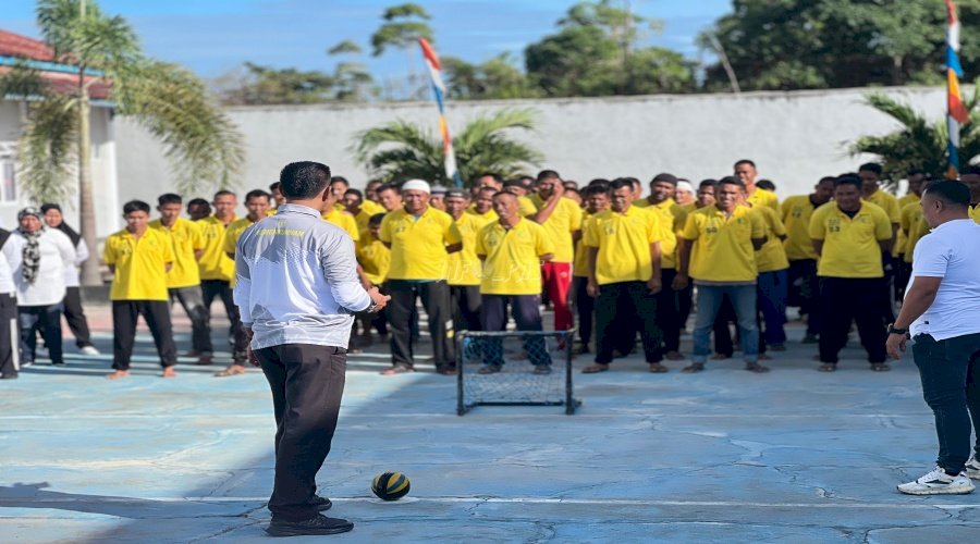 Buka Porseni, Kalapas Namlea Ajak Petugas dan Warga Binaan Junjung Sportivitas