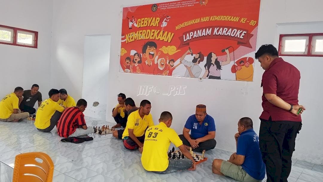 Warga Binaan Lapas Namlea Asah IQ Lewat Lomba Catur dan Domino