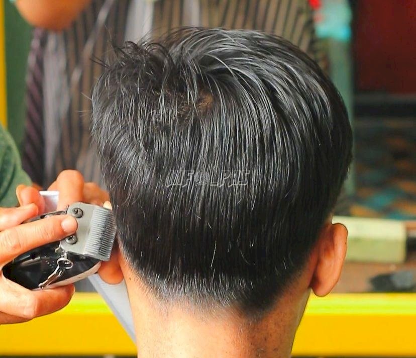 Potong Rambut Massal Warga Binaan Lapas Muara Bungo Jelang HUT RI
