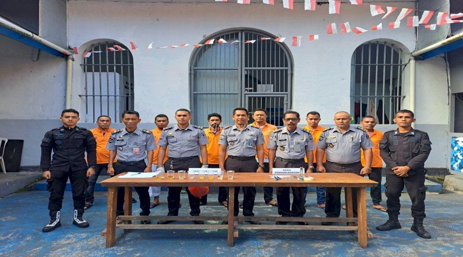 Komitmen Bersih Narkoba, Lapas Bandanaira Gelar Razia dan Tes Urine ‎