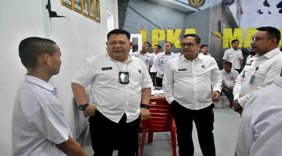 Kakanwil Ditjenpas Sulsel Dampingi Irwil IV Kemenimipas Sambangi LPKA dan Lapas Maros