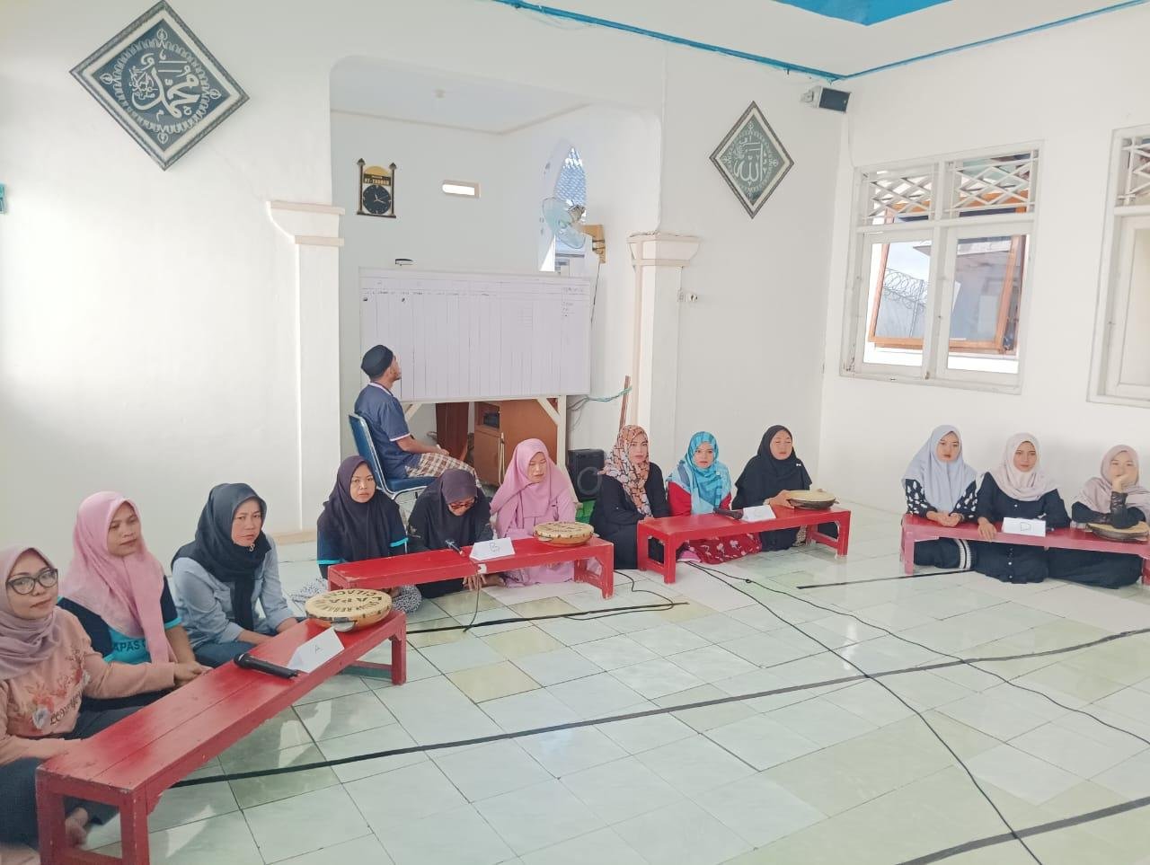 Cerdas Cermat Islami Warnai Semarak HUT RI Lapas Cilacap