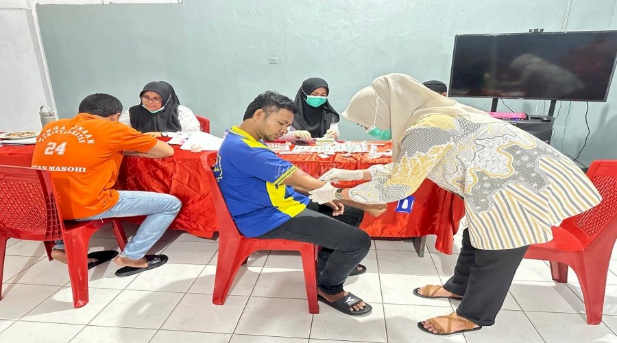 Rutan Masohi dan Puskesmas Letwaru Lakukan Skrining HIV dan Sifilis bagi Warga Binaan