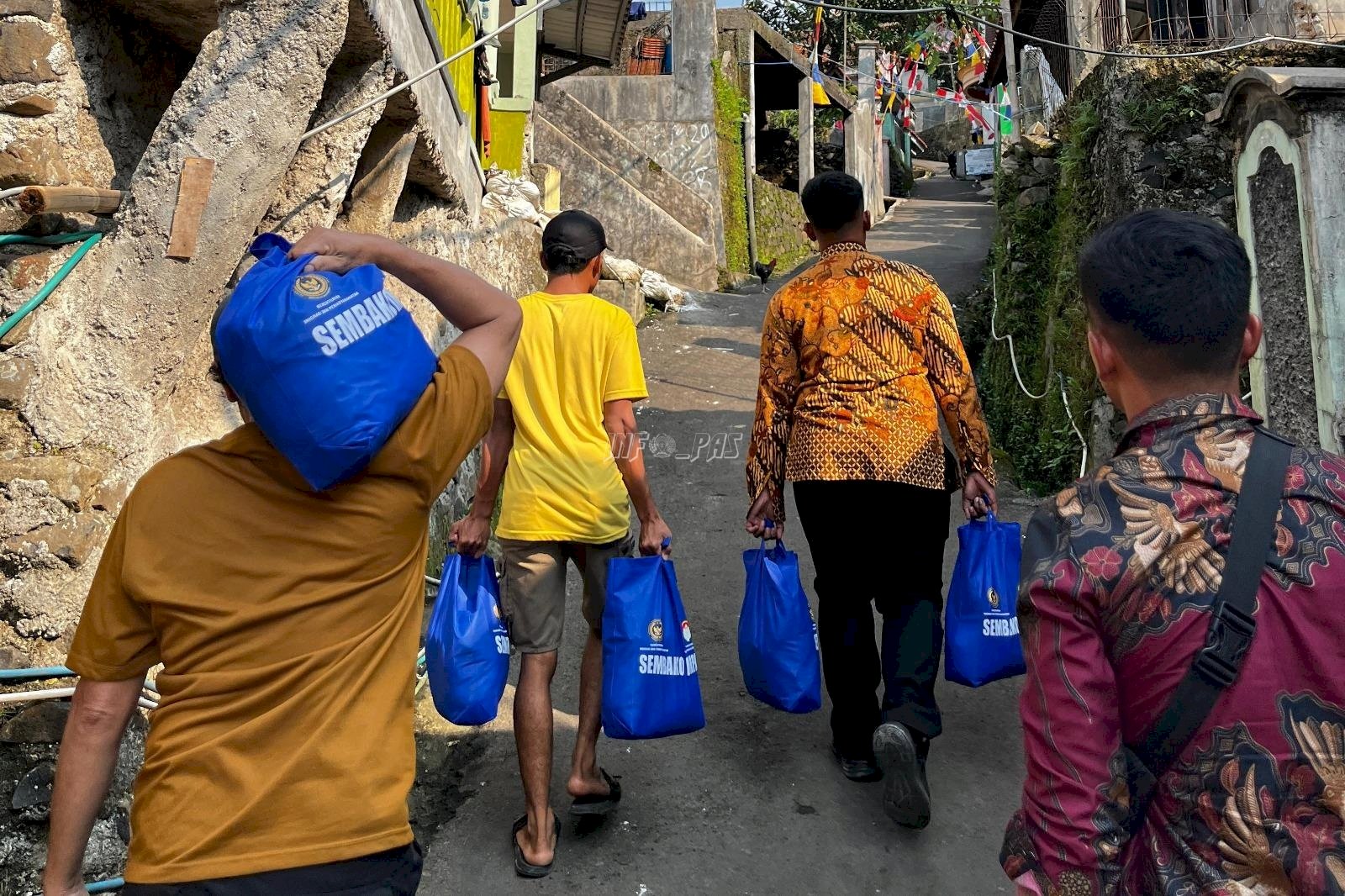 Beri Dukungan Emosional, Lapas Cibinong Salurkan Bantuan bagi Keluarga Warga Binaan