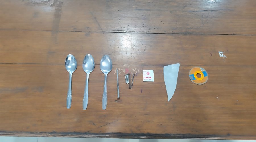 Penggeledahan Blok Hunian, Lapas Saparua Amankan Barang Terlarang