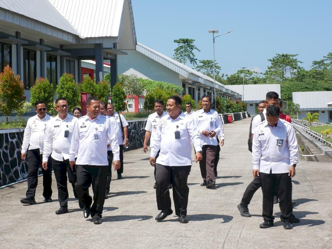 Kakanwil Ditjenpas Jateng Tinjau Proyek Strategis Pemasyarakatan di Nusakambangan