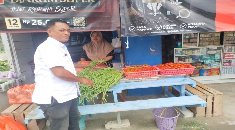 Lapas Piru Distribusikan Hasil Panen 35 Ikat Kacang Panjang kepada Pedagang Sekitar