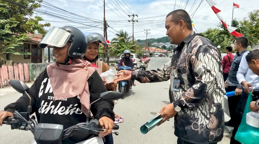 Wujud Kepedulian, Lapas Luwuk Bagikan 25 Paket Makanan Gratis