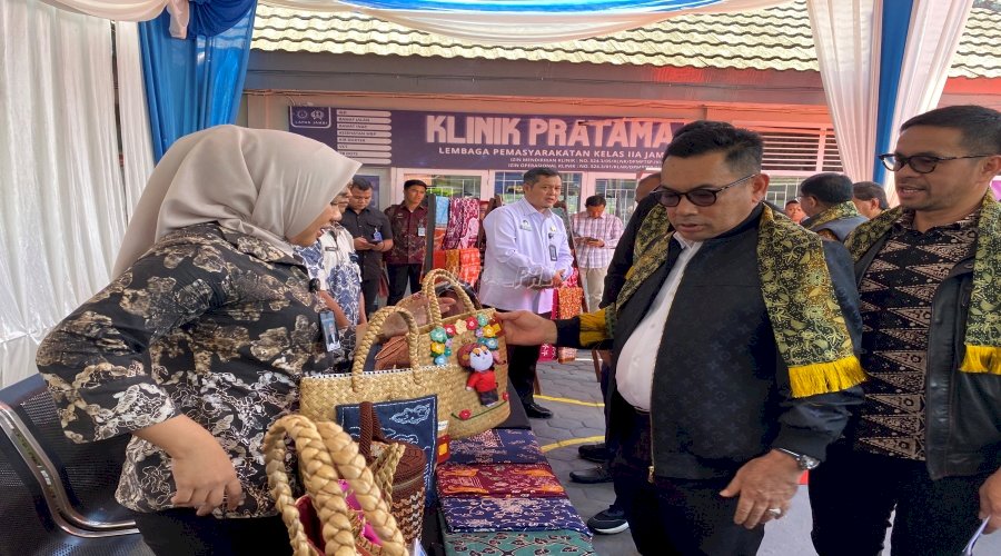Sambut Kunjungan Komisi XI DPR RI, Lapas Perempuan Jambi Tampilkan Tarian dan Produk Karya Warga Binaan