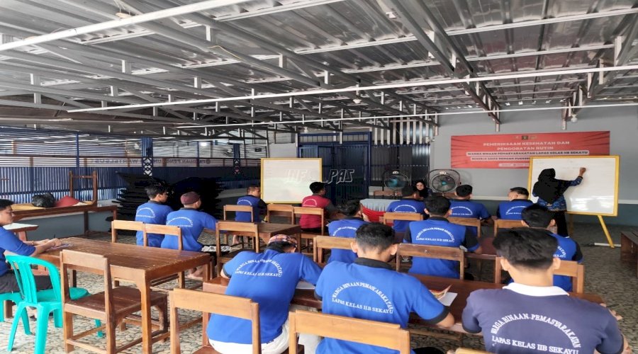 Semangat Belajar, 33 Warga Binaan Lapas Sekayu Ikuti Program Kejar Paket