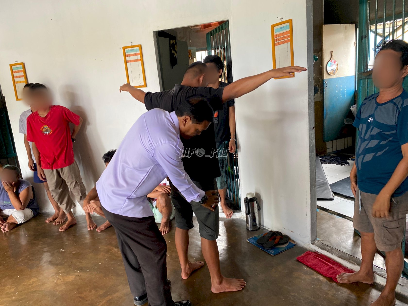 Sapu Bersih Halinar, Lapas Luwuk Rutin Geledah Blok Hunian