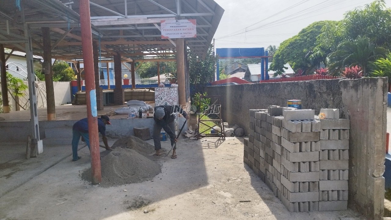 Lapas Tolitoli Perkuat Pembinaan Kemandirian lewat Produksi Batako