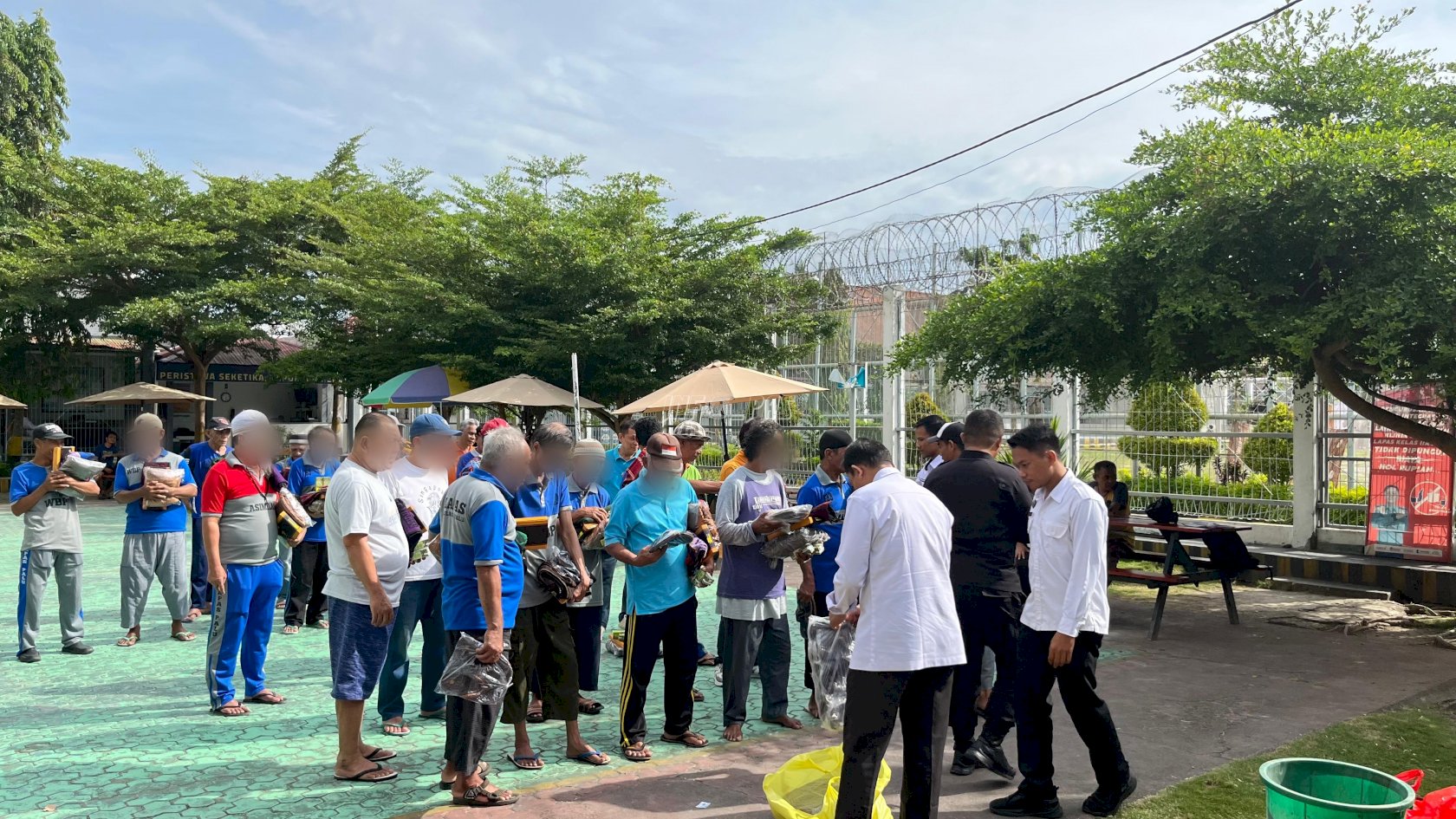 Lapas Palu Peduli Lansia, Bagikan Perlengkapan Kebersihan dan Nutrisi Tambahan