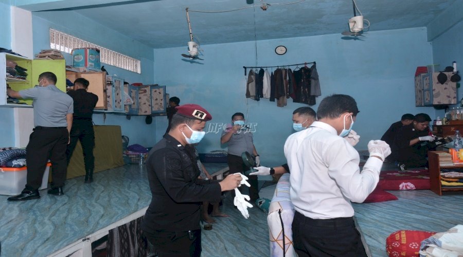 Lapas Narkotika Muara Sabak Gelar Razia Mendadak di Kamar Hunian