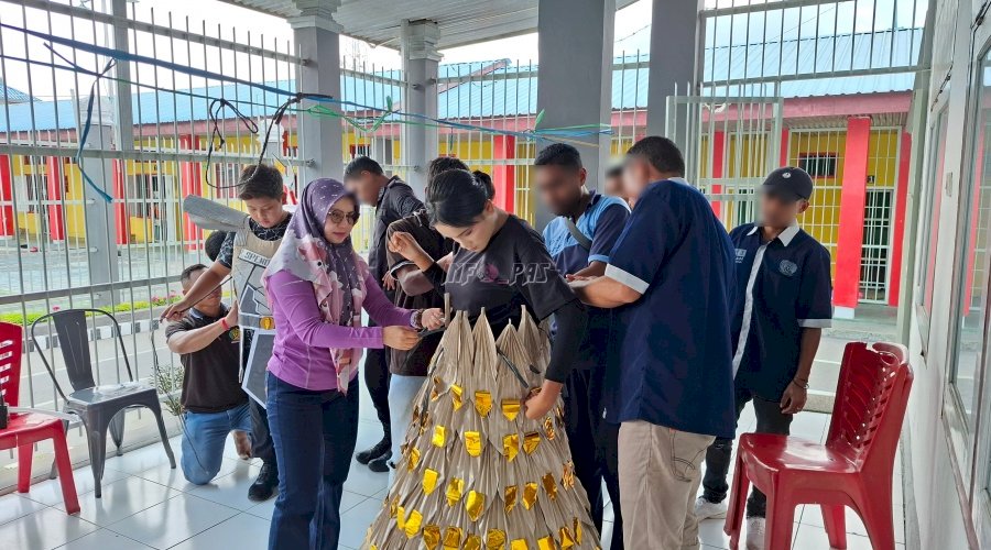 Partisipasi Warga Binaan Rutan Bajawa Antarkan SMPN 2 Bajawa Raih Juara 1 Karnaval Budaya Ngada