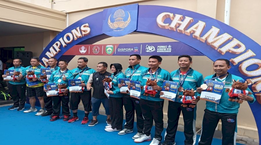 Petugas Bapas Purwokerto Juara III Bulutangkis Beregu Putra di PORNAS KORPRI, Palembang