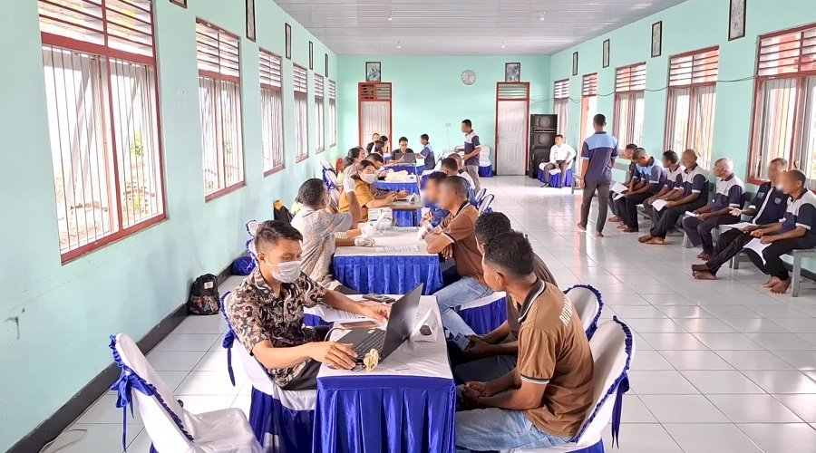 Rutan Bajawa Lakukan Deteksi TBC lewat Pemeriksaan Chest X-Ray